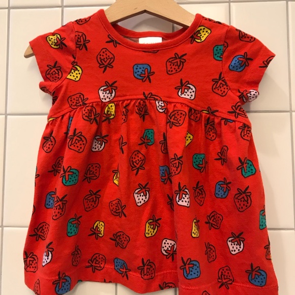 Hanna Andersson Other - [SOLD] Hanna Andersson strawberry dress sz 60 EUC